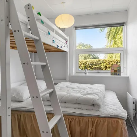 Holiday home Lovely In Hejls With Wifi Hejlsminde